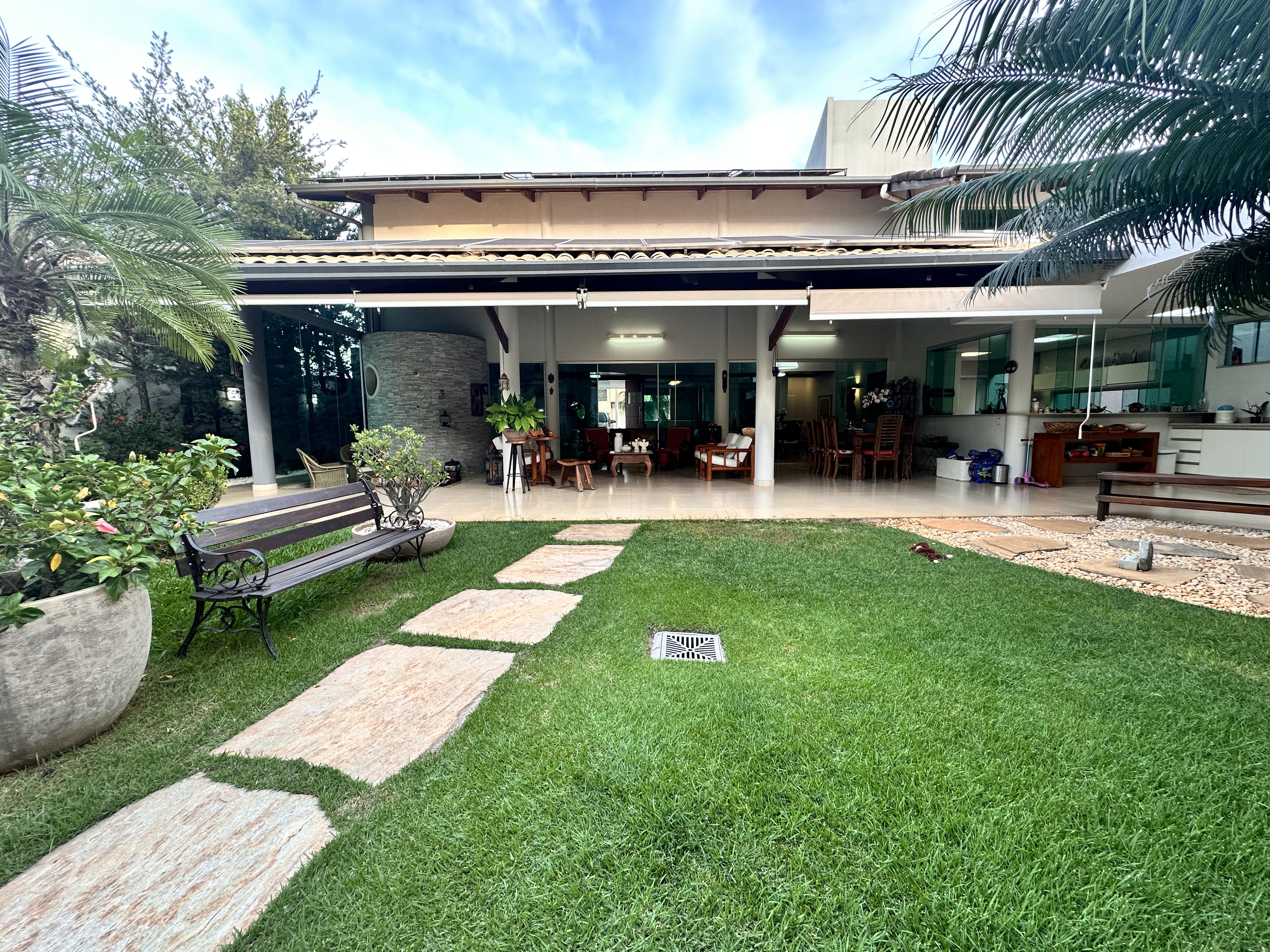 Imagem Casa de Condomínio com 4 Quartos à Venda, 345 m²em Jardins Milão - Goiânia Imagem Casa de Condomínio com 4 Quartos à Venda, 345 m²em Jardins Milão - Goiânia