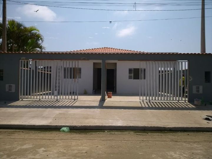 Imagem Casa com 2 Quartos à Venda, 80 m² em Agenor De Campos - Mongaguá