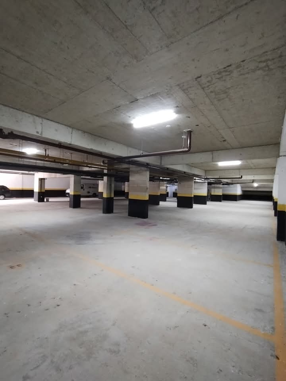 Imagem Vaga de Garagem para Alugar, 840 m² em Centro - Diadema Imagem Vaga de Garagem para Alugar, 840 m² em Centro - Diadema