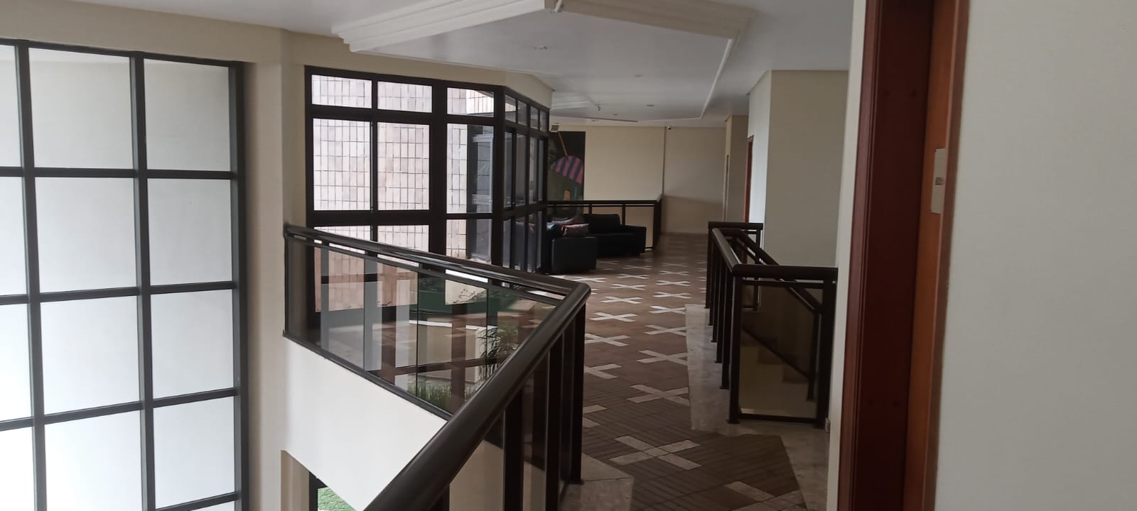 Imagem Apartamento com 3 Quartos à Venda, 213 m²em Vila Suzana - São Paulo Imagem Apartamento com 3 Quartos à Venda, 213 m²em Vila Suzana - São Paulo