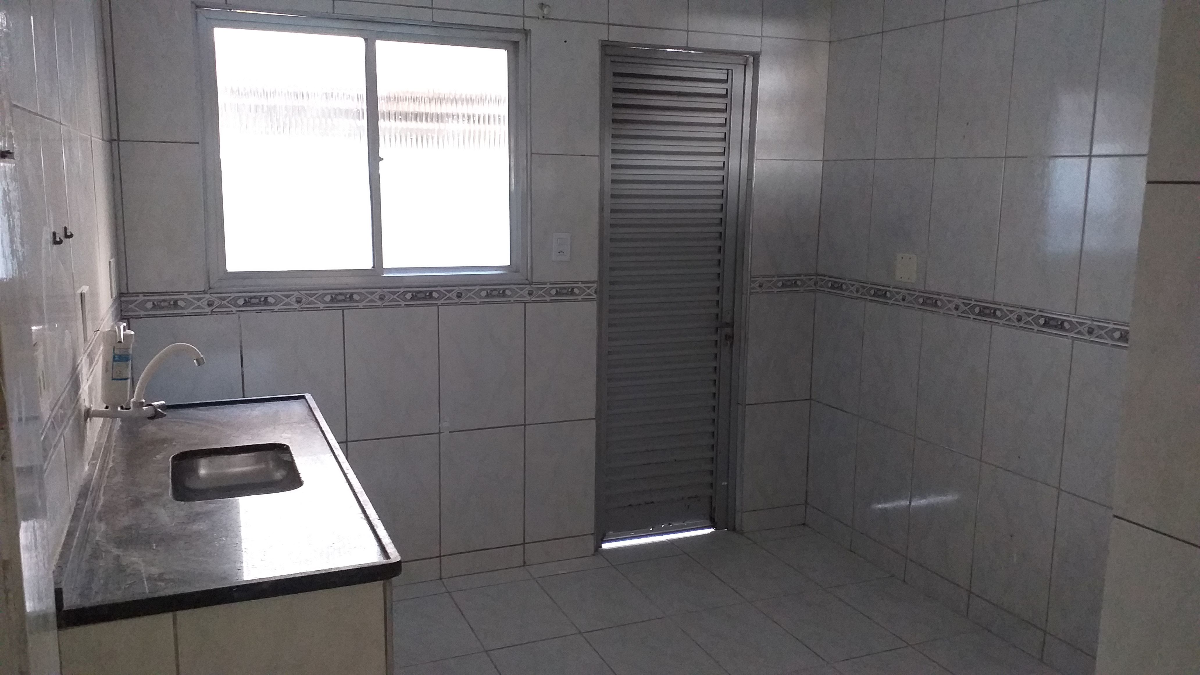 Imagem Casa com 2 Quartos à Venda, 80 m² em Bangu - Rio de Janeiro