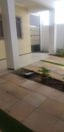 Imagem Casa com 3 Quartos à Venda, em Parquelândia - Fortaleza Imagem Casa com 3 Quartos à Venda, em Parquelândia - Fortaleza