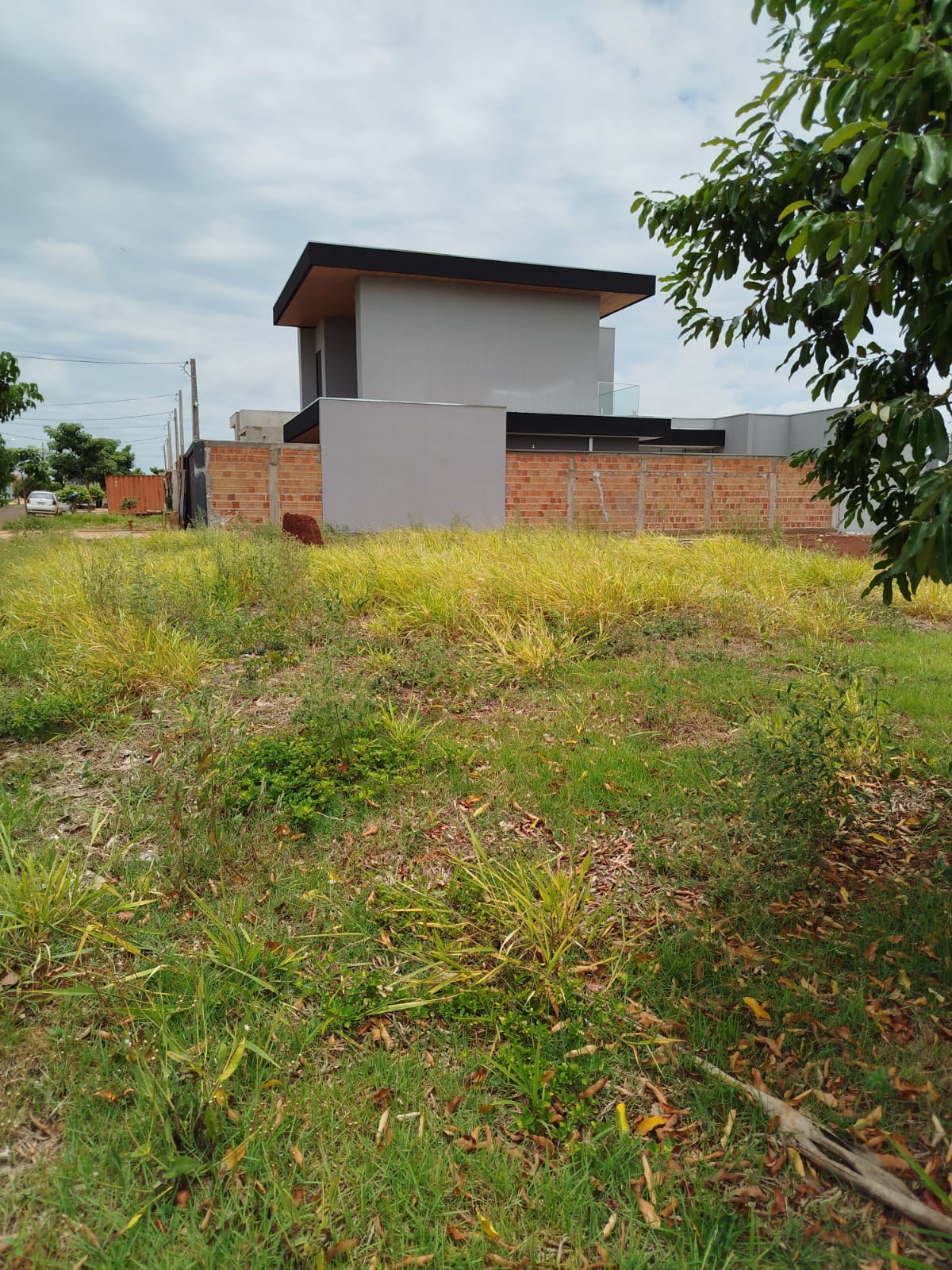 Imagem Terreno à Venda, 240 m² em Jardim Guaicurus - Dourados Imagem Terreno à Venda, 240 m² em Jardim Guaicurus - Dourados