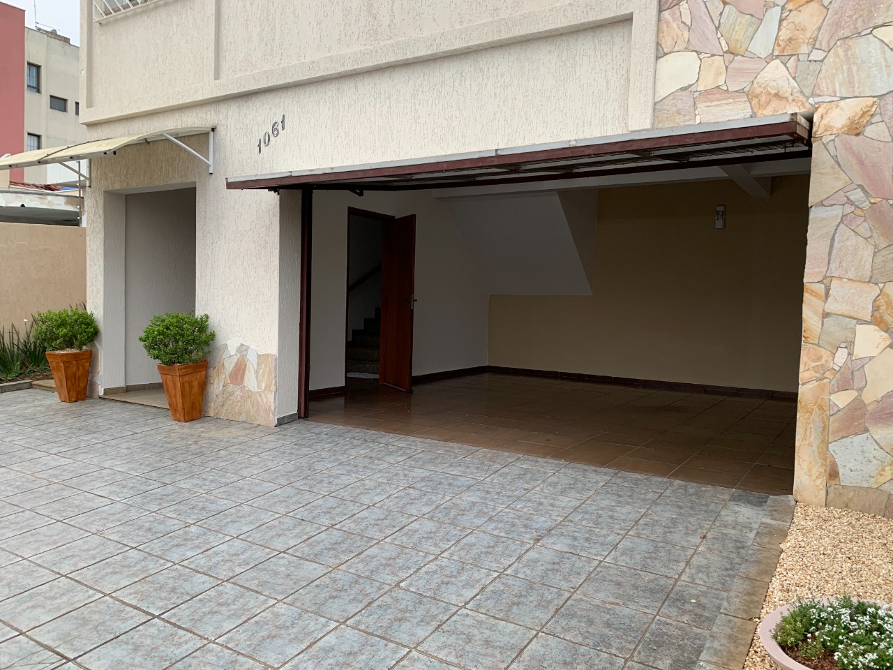Imagem Sobrado com 4 Quartos à Venda, 408 m²em Vila Ipiranga - Mogi das Cruzes
