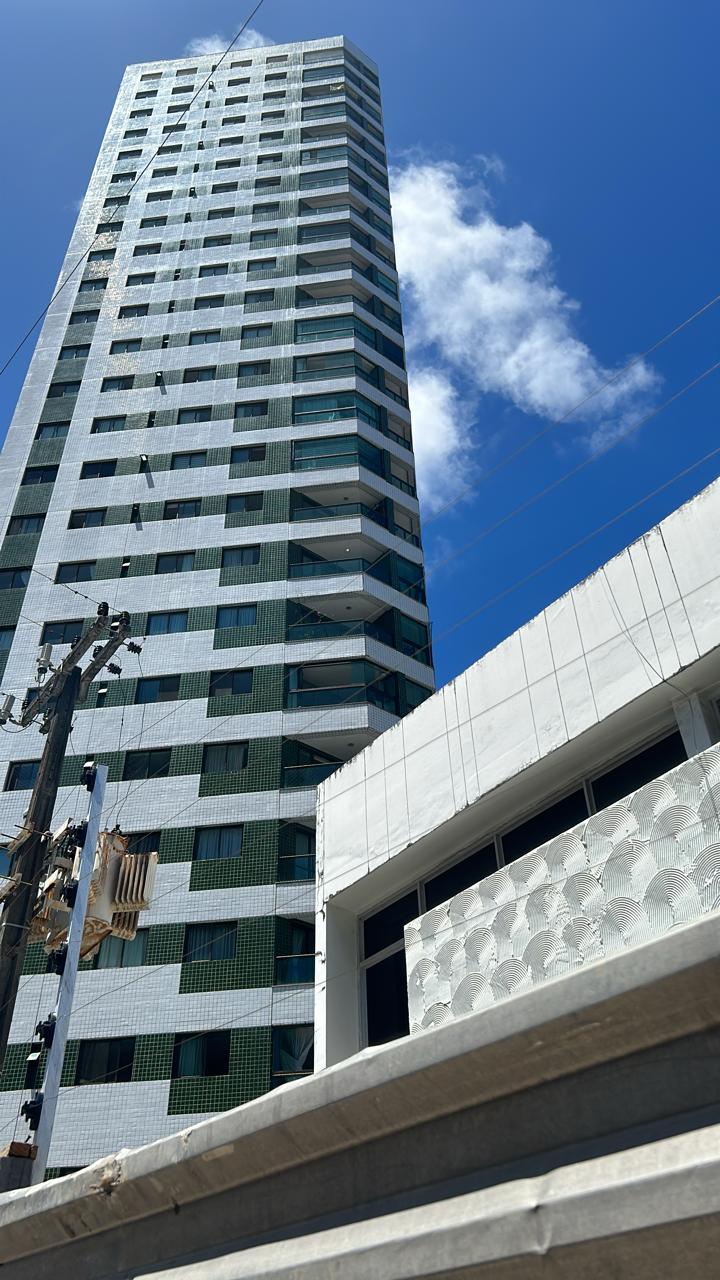 Imagem Apartamento com 4 Quartos à Venda, 135 m²em Boa Viagem - Recife