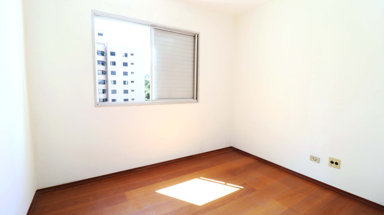 Imagem Apartamento com 3 Quartos à Venda, 96 m² em Santa Teresinha - São Paulo
