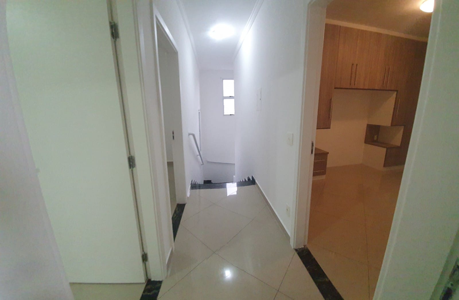 Imagem Casa com 3 Quartos à Venda, 213 m²em Vila Lavínia - Mogi das Cruzes Imagem Casa com 3 Quartos à Venda, 213 m²em Vila Lavínia - Mogi das Cruzes