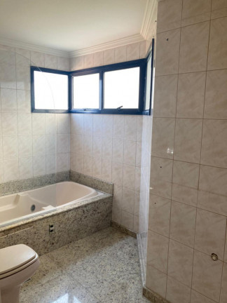 Imagem Apartamento com 3 Quartos à Venda, 194 m² em Centro - Criciúma