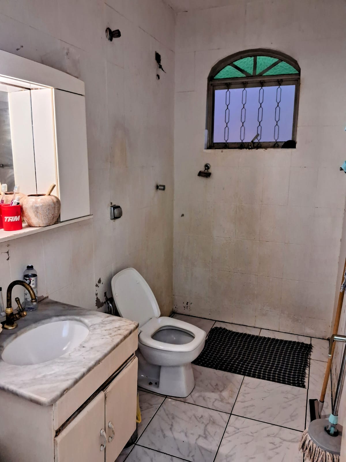 Imagem Casa com 3 Quartos à Venda, 240 m²em Custódio Pereira - Uberlândia Imagem Casa com 3 Quartos à Venda, 240 m²em Custódio Pereira - Uberlândia
