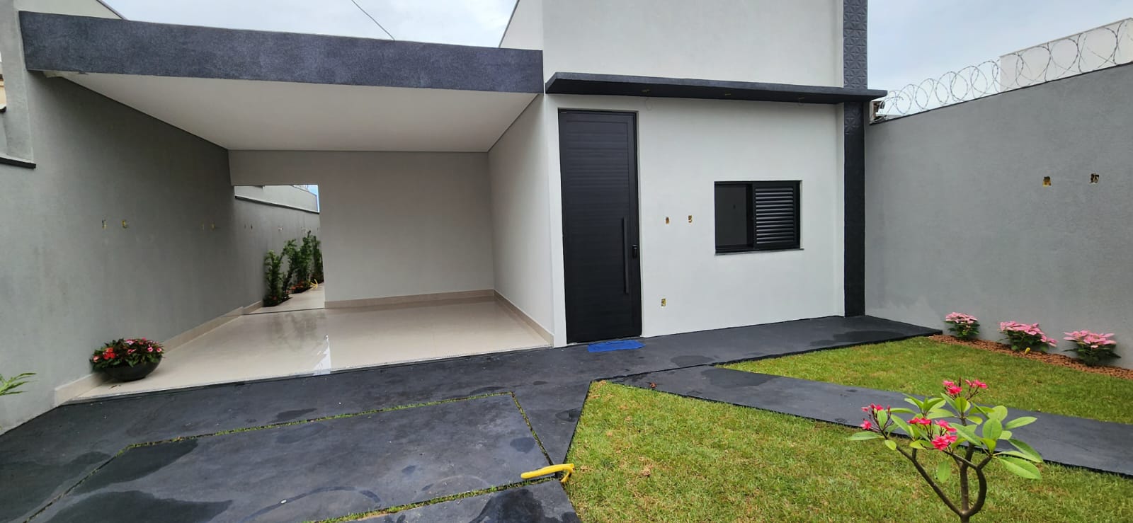 Imagem Casa com 3 Quartos à Venda, 200 m²em Granada - Uberlândia