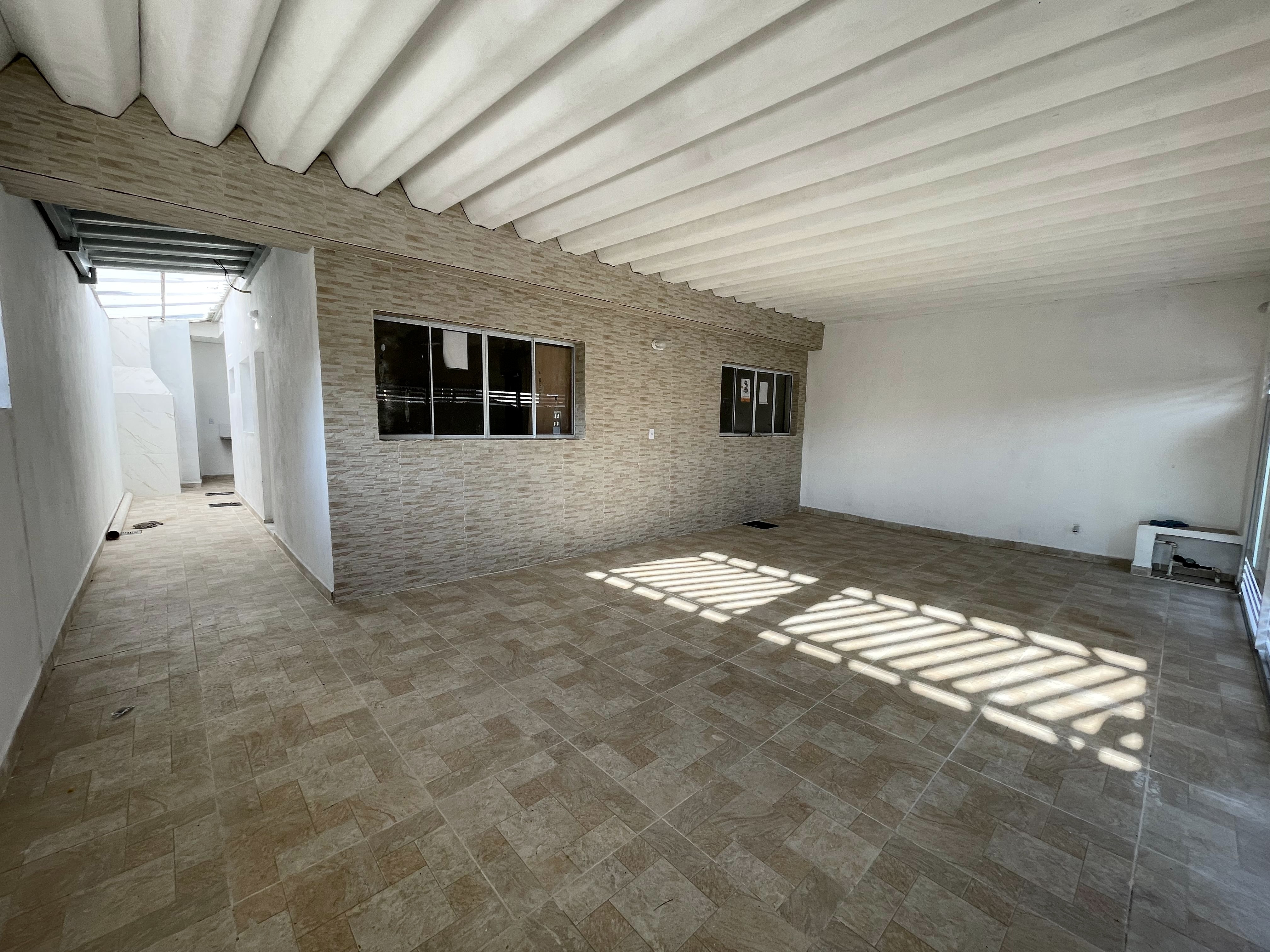 Imagem Casa com 3 Quartos à Venda, 100 m² em Caiçara - Praia Grande Imagem Casa com 3 Quartos à Venda, 100 m² em Caiçara - Praia Grande