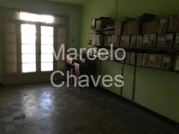 Imagem Casa com 3 Quartos à Venda, 250 m² em Petrópolis - Porto Alegre Imagem Casa com 3 Quartos à Venda, 250 m² em Petrópolis - Porto Alegre