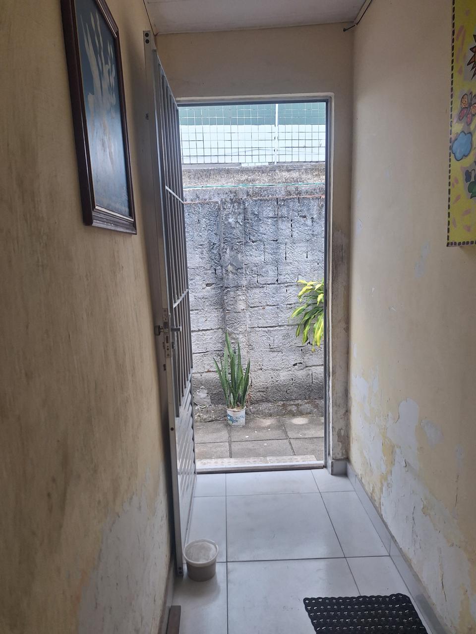 Imagem Casa com 3 Quartos à Venda, 410 m² em Zumbi - Recife Imagem Casa com 3 Quartos à Venda, 410 m² em Zumbi - Recife
