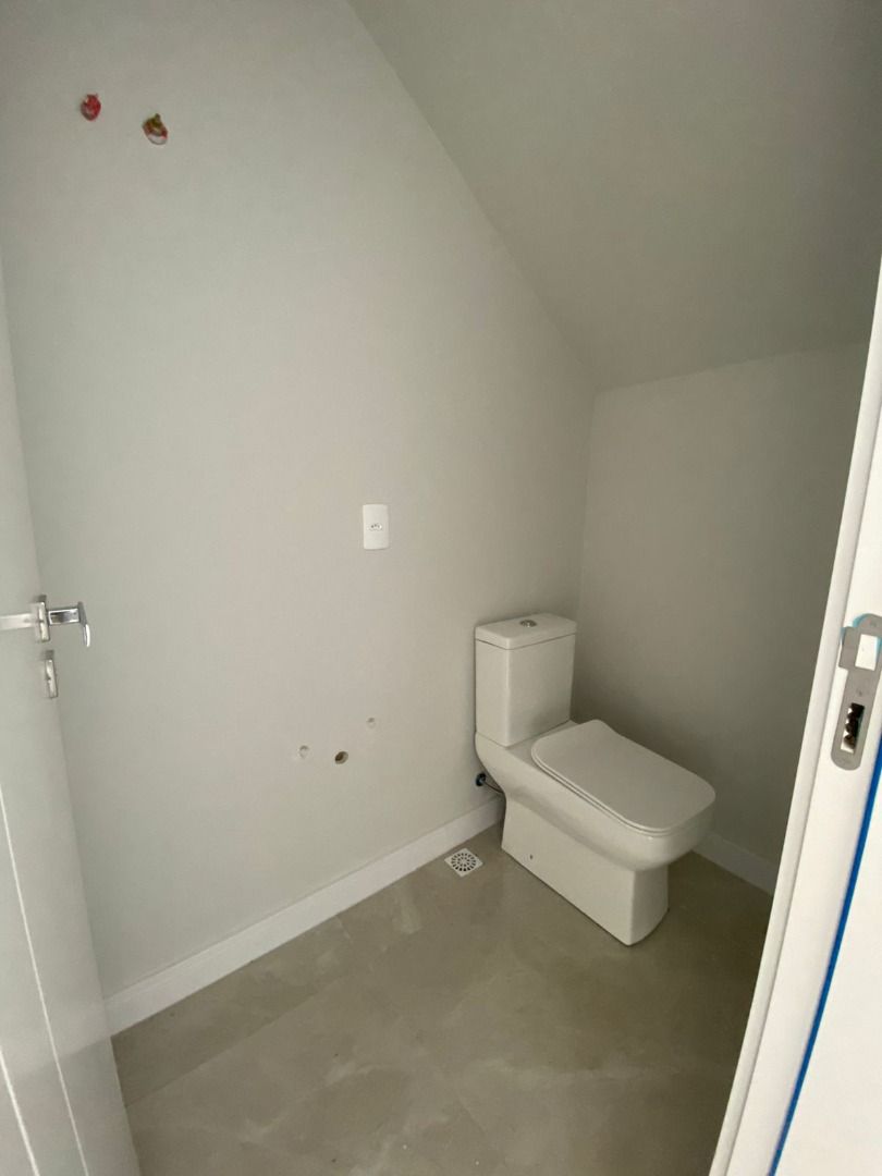 Imagem Sobrado com 3 Quartos à Venda, 90 m²em Areias - Tijucas