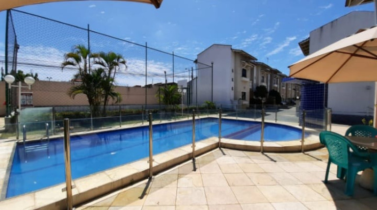 Imagem Casa com 3 Quartos à Venda,  em Itaperi - Fortaleza