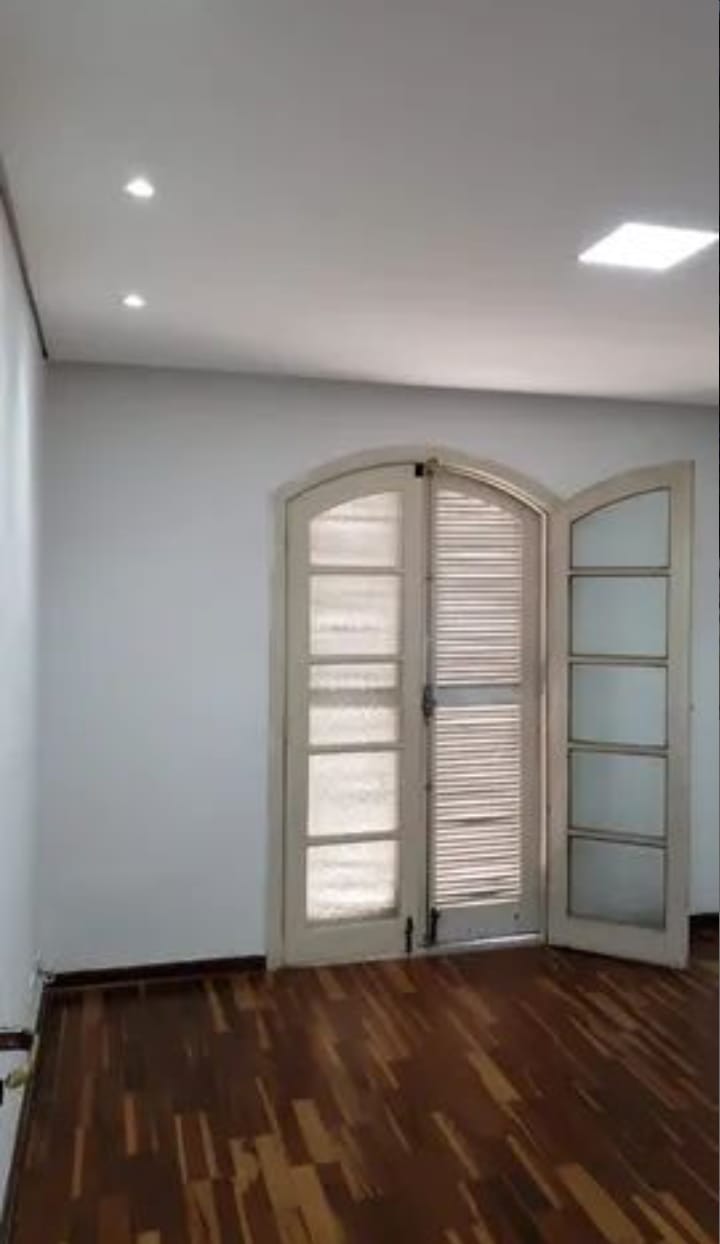Imagem Casa com 2 Quartos à Venda, 205 m²em Jardim Catanduva - São Paulo