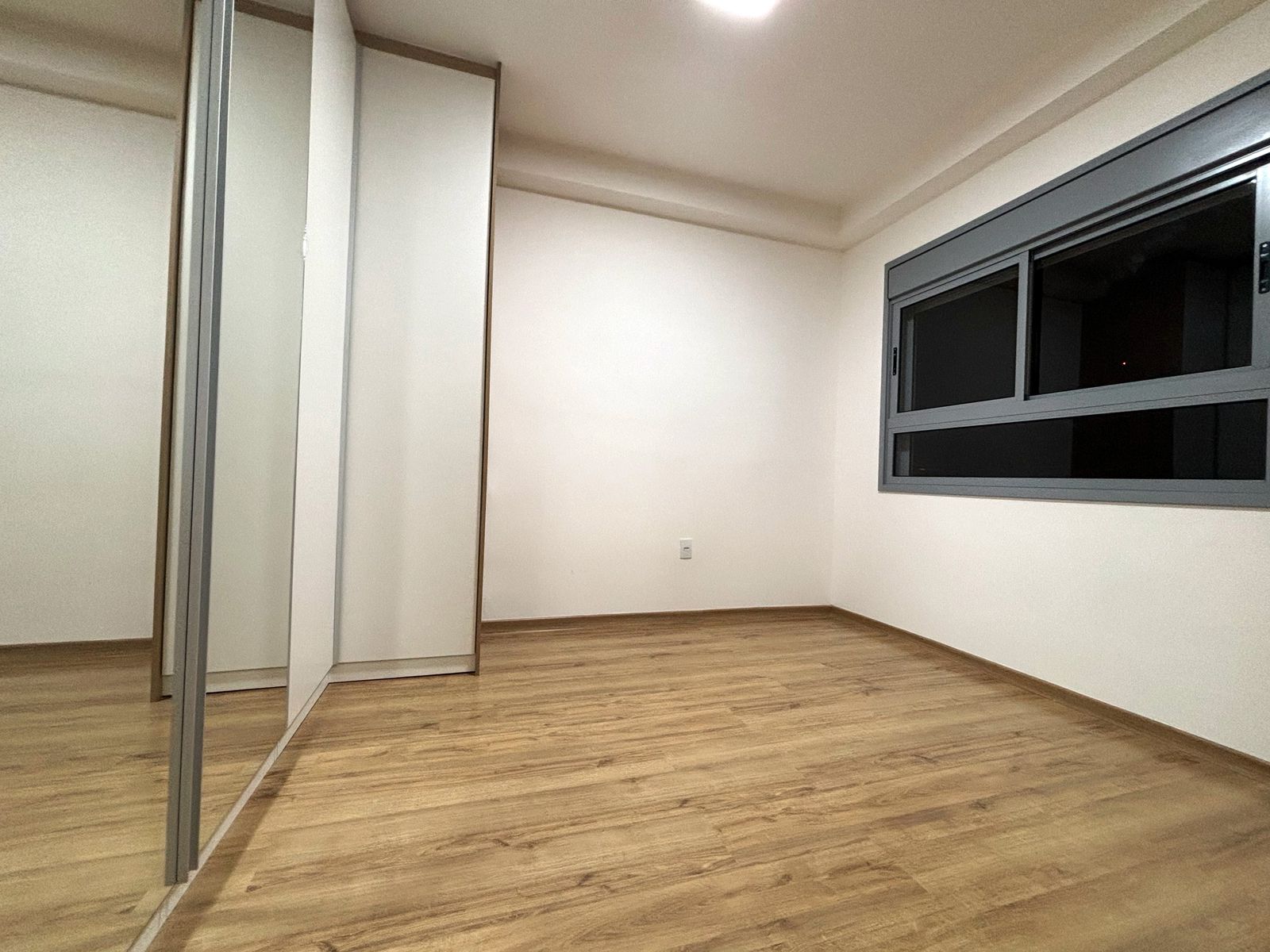 Imagem Apartamento com 1 Quarto para Alugar, 31 m²em Indianópolis - São Paulo