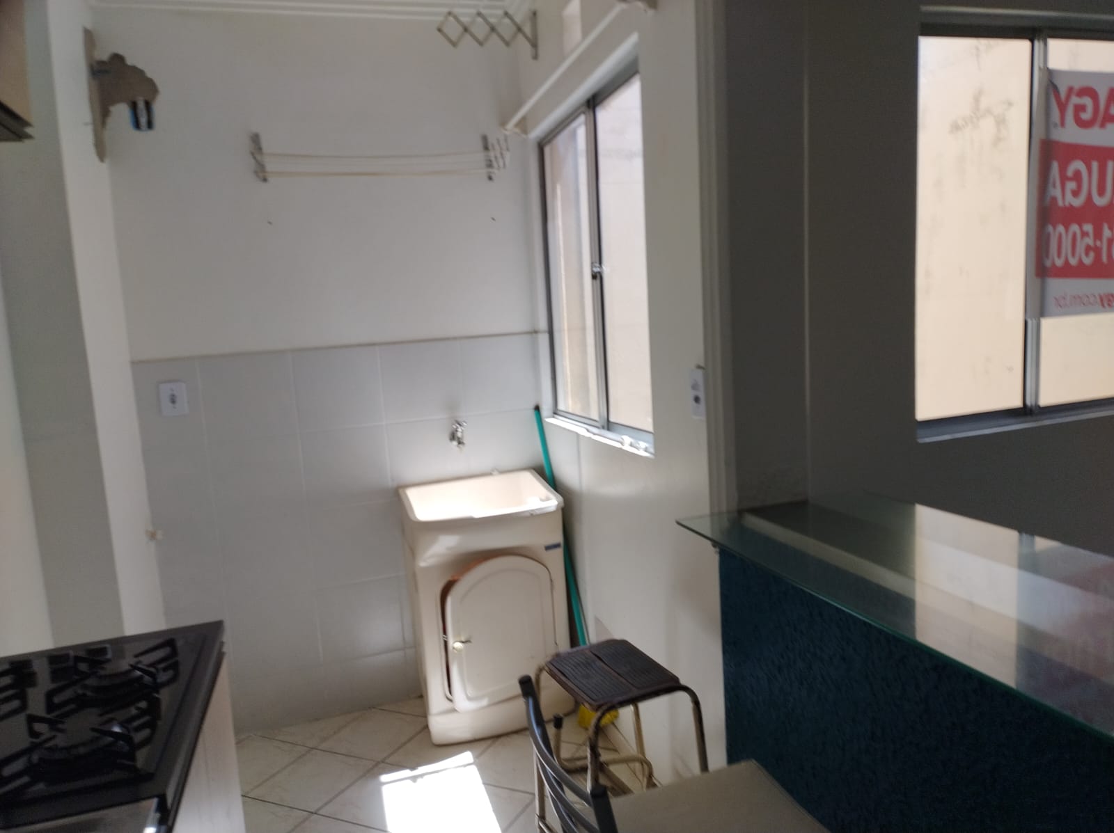 Imagem Apartamento com 2 Quartos à Venda, 47 m²em Serraria - São José