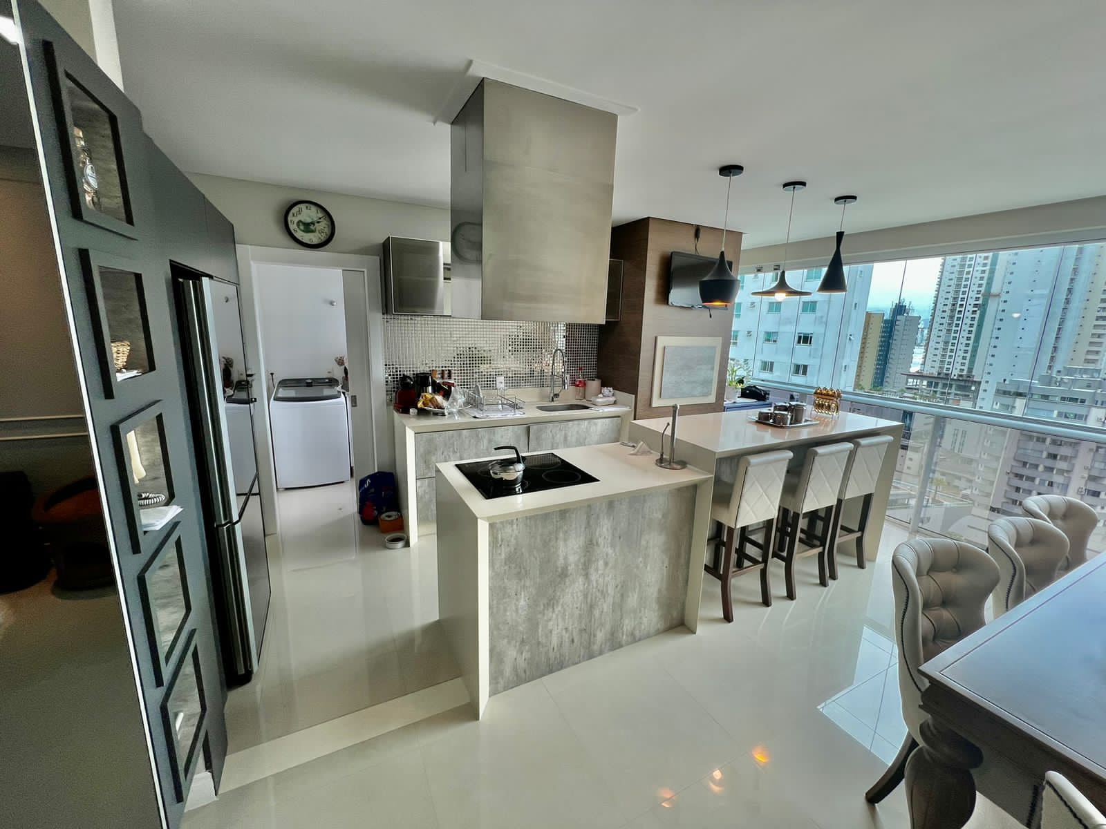 Imagem Apartamento com 3 Quartos à Venda, 120 m²em Pioneiros - Balneário Camboriú