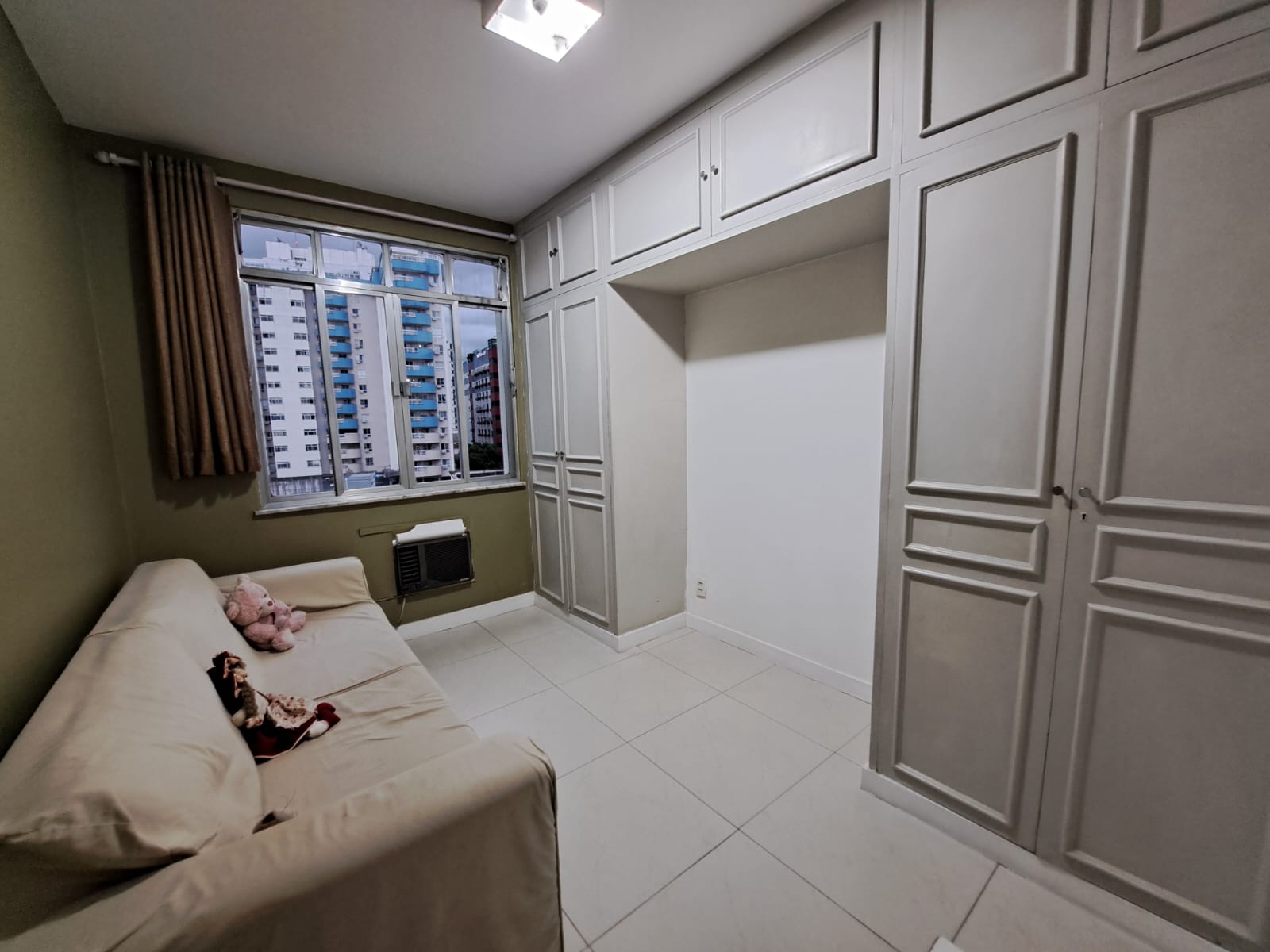 Imagem Apartamento com 2 Quartos à Venda, 80 m²em Icaraí - Niterói Imagem Apartamento com 2 Quartos à Venda, 80 m²em Icaraí - Niterói