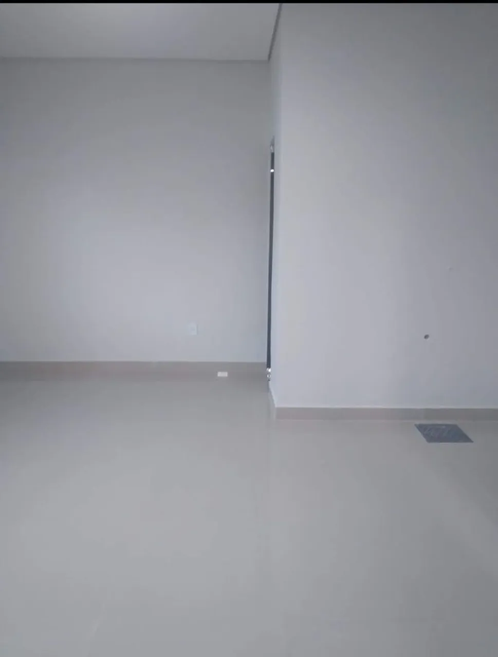 Imagem Sala Comercial para Alugar, 42 m² em Condomínio Residencial Santa Maria (Santa Maria) - Brasília Imagem Sala Comercial para Alugar, 42 m² em Condomínio Residencial Santa Maria (Santa Maria) - Brasília