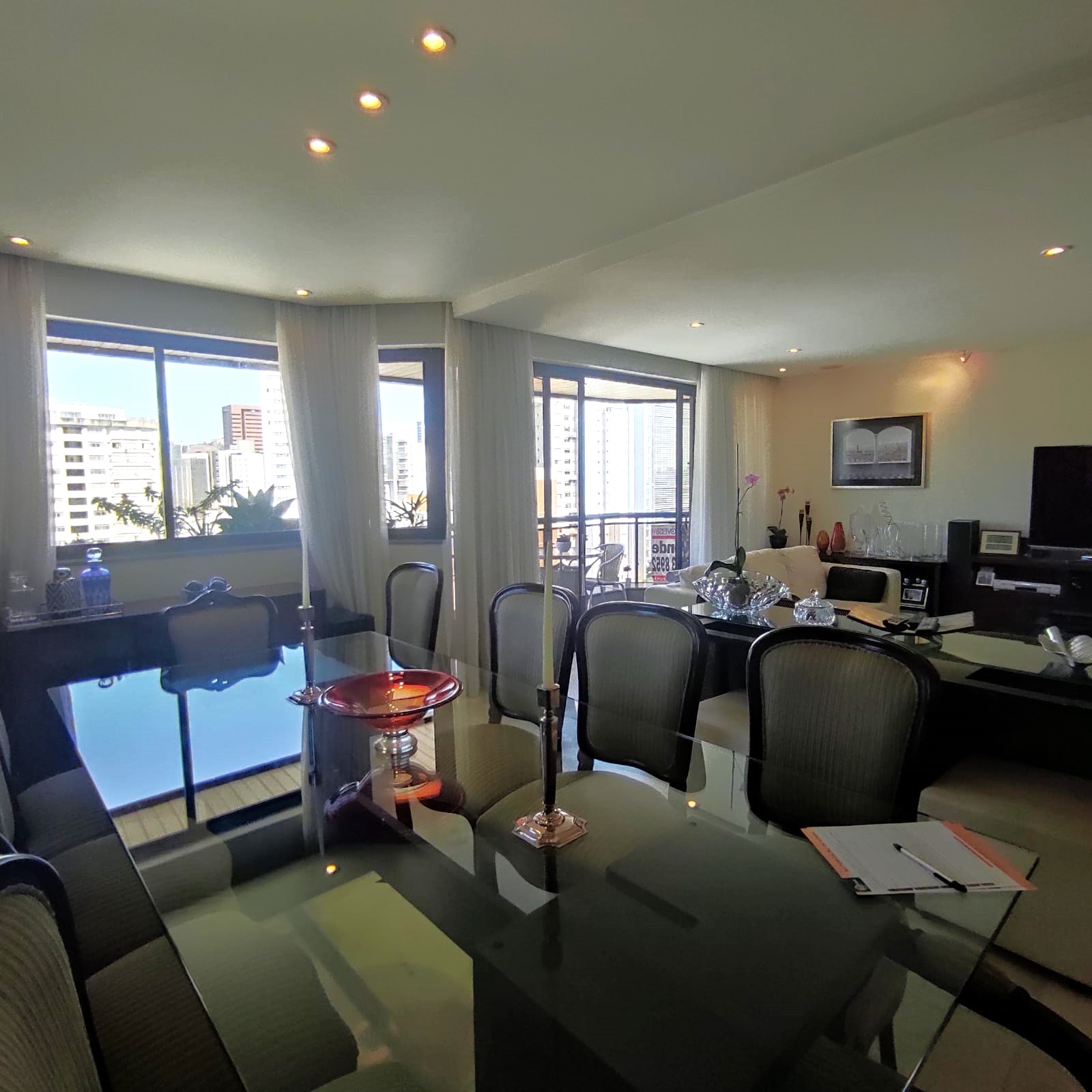 Imagem Apartamento com 4 Quartos à Venda, 316 m²em Lourdes - Belo Horizonte Imagem Apartamento com 4 Quartos à Venda, 316 m²em Lourdes - Belo Horizonte