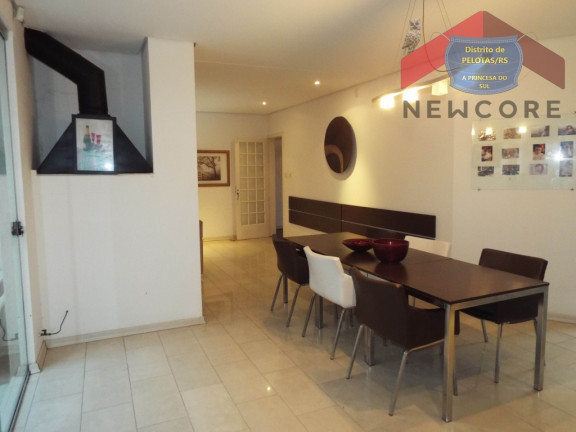 Imagem Apartamento com 3 Quartos à Venda,  em Centro - Pelotas