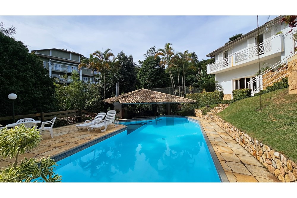 Imagem Casa de Condomínio com 4 Quartos à Venda, 285 m² em Itaipava - Petrópolis