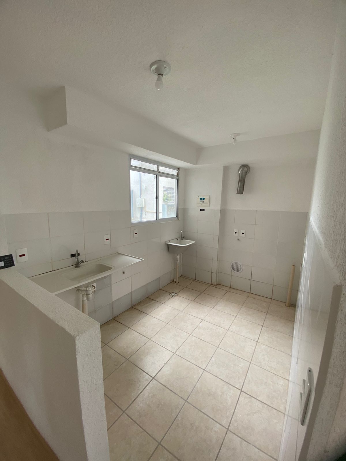 Imagem Apartamento com 2 Quartos à Venda, 45 m² em Santa Cruz - Rio de Janeiro