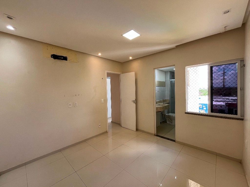 Imagem Apartamento com 2 Quartos à Venda, 51 m²em Prefeito José Walter - Fortaleza