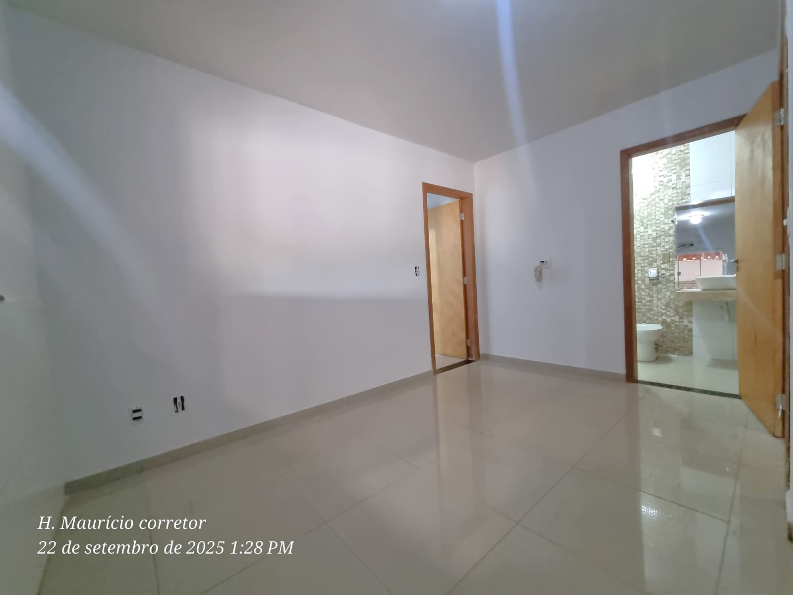 Imagem Casa com 3 Quartos à Venda, 179 m² em Residencial Campus - Goiânia Imagem Casa com 3 Quartos à Venda, 179 m² em Residencial Campus - Goiânia