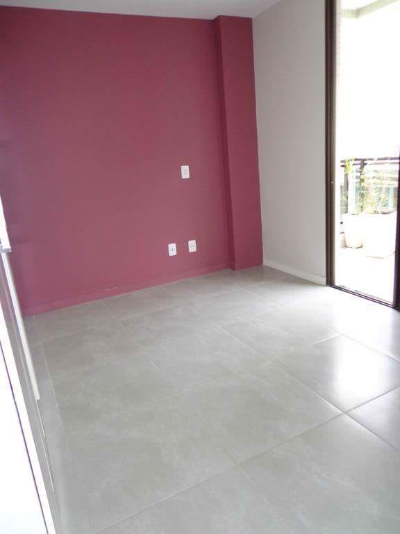 Imagem Apartamento com 2 Quartos à Venda, 90 m²em Charitas - Niterói