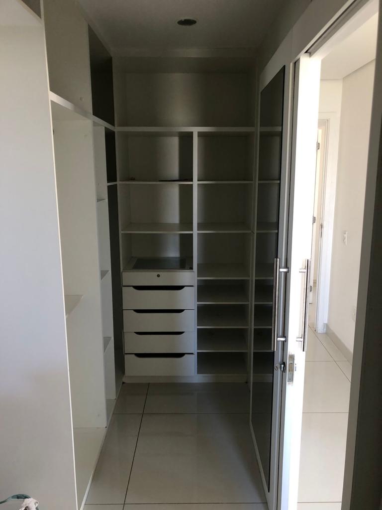 Imagem Apartamento com 4 Quartos para Alugar, 206 m²em Meireles - Fortaleza