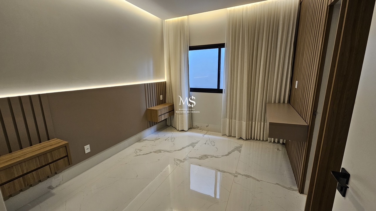 Imagem Casa de Condomínio com 4 Quartos à Venda, 600 m²em Setor Habitacional Vicente Pires - Brasília Imagem Casa de Condomínio com 4 Quartos à Venda, 600 m²em Setor Habitacional Vicente Pires - Brasília
