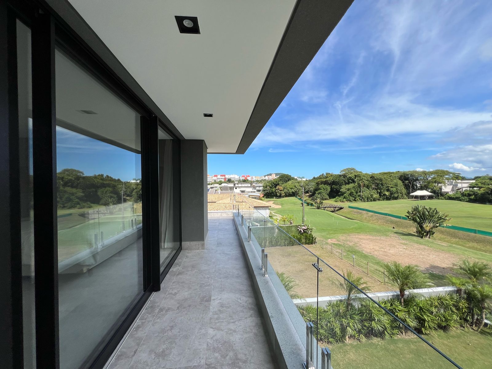 Imagem Casa com 10 Quartos à Venda, 864 m² em Riviera - Bertioga