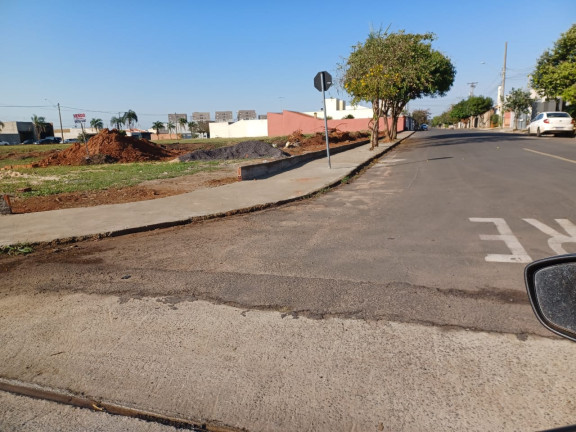 Imagem Terreno à Venda, 3.300 m² em Concórdia I - Araçatuba