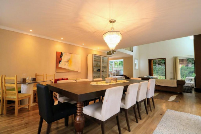 Imagem Casa com 5 Quartos à Venda, 500 m² em LOTM - Campos do Jordão