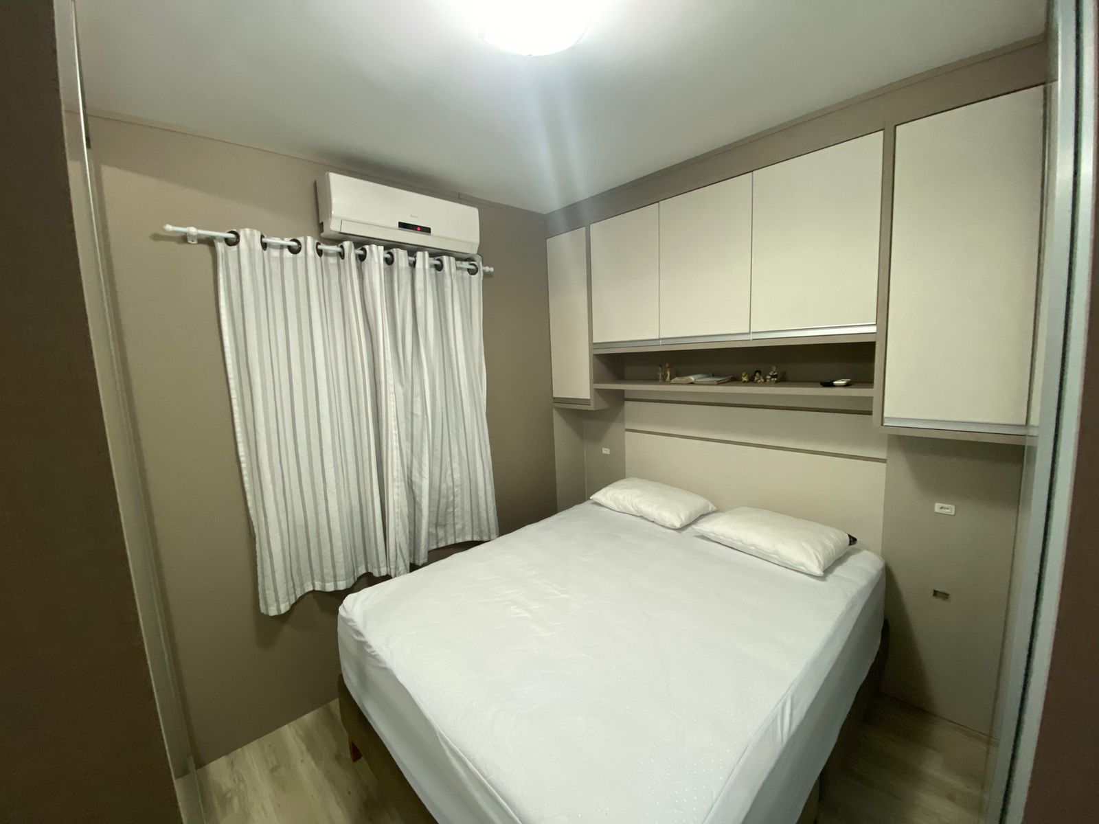 Imagem Apartamento com 2 Quartos à Venda, 60 m²em Barra - Balneário Camboriú