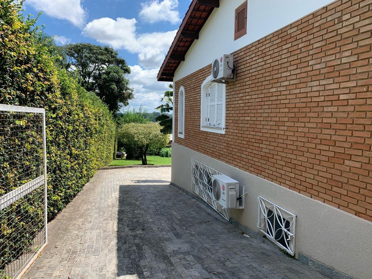 Imagem Chácara com 5 Quartos à Venda, 681 m² em Lagos de Santa Helena - Bragança Paulista Imagem Chácara com 5 Quartos à Venda, 681 m² em Lagos de Santa Helena - Bragança Paulista