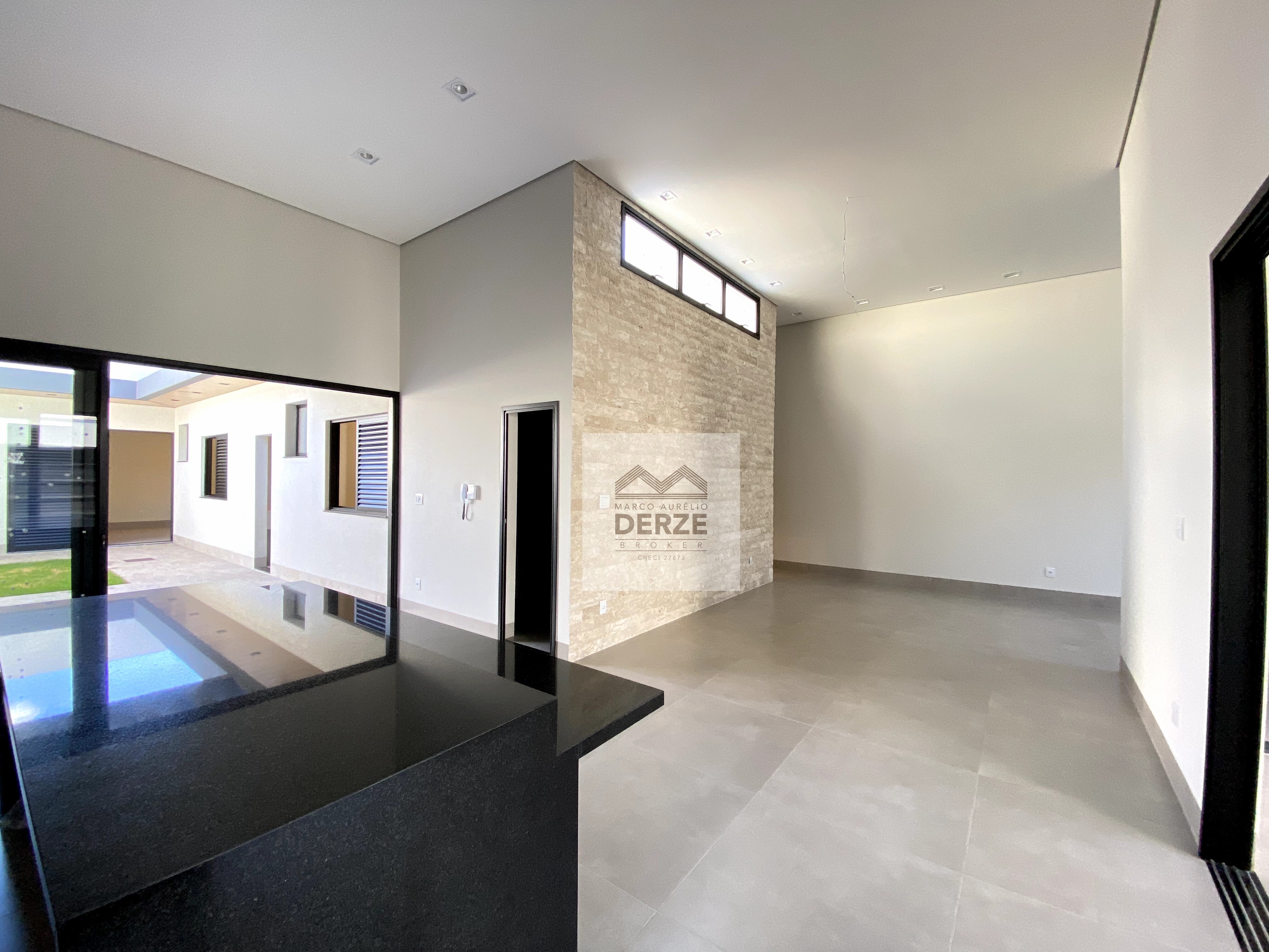 Imagem Casa com 3 Quartos à Venda, 210 m²em Vigilato Pereira - Uberlândia