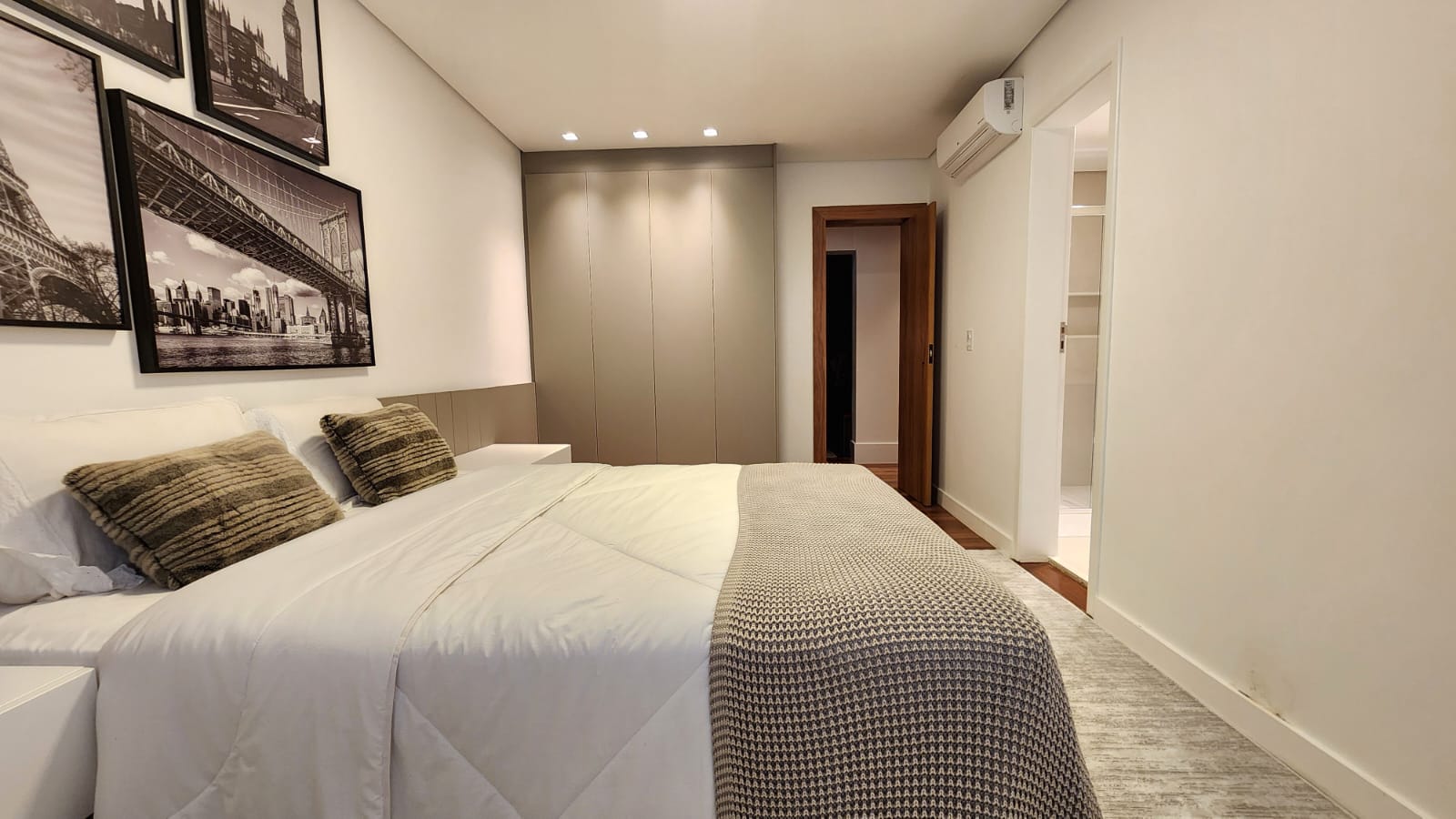 Imagem Apartamento com 4 Quartos à Venda, 297 m²em Boqueirão - Santos Imagem Apartamento com 4 Quartos à Venda, 297 m²em Boqueirão - Santos