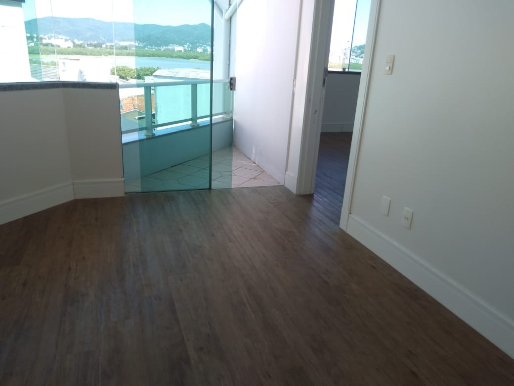 Imagem Casa de Condomínio com 5 Quartos à Venda, 259 m² em João Paulo - Florianópolis