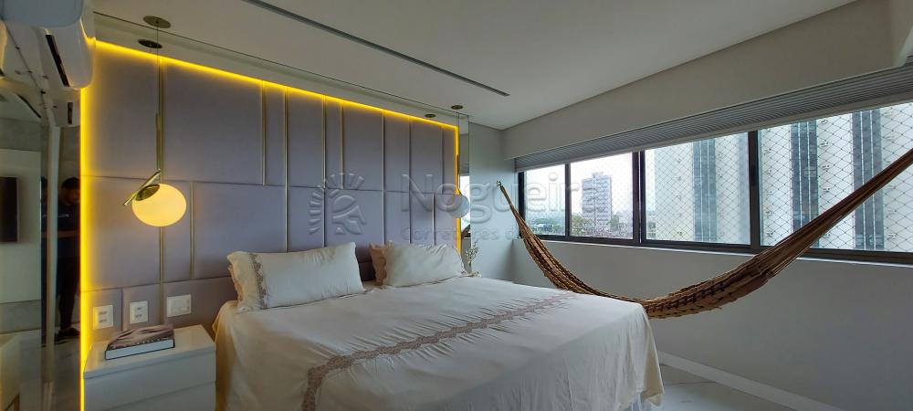 Imagem Apartamento com 4 Quartos à Venda, 185 m²em Pina - Recife