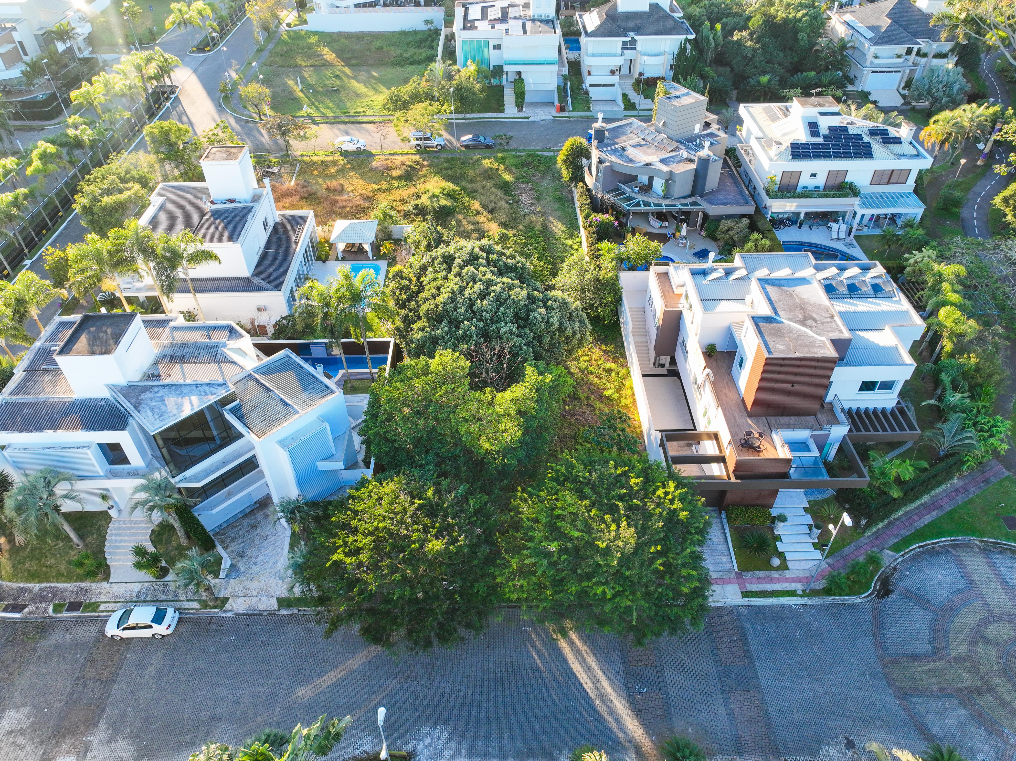 Imagem Terreno em Condomínio à Venda, 600 m² em Jurerê Internacional - Florianópolis Imagem Terreno em Condomínio à Venda, 600 m² em Jurerê Internacional - Florianópolis