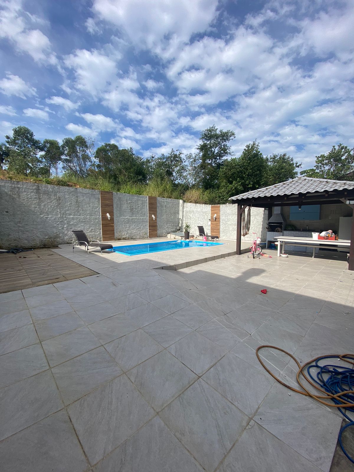 Imagem Casa com 2 Quartos à Venda, 160 m²em Santo Antônio - Criciúma
