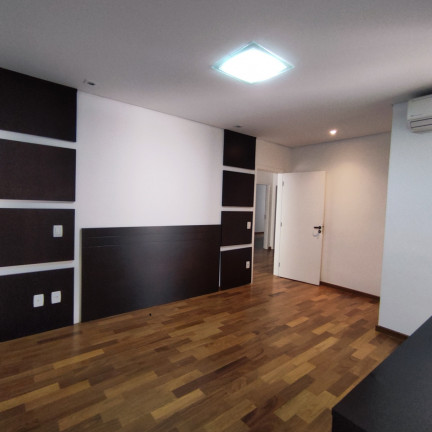 Imagem Casa de Condomínio com 5 Quartos à Venda, 400 m²em Medeiros - Jundiaí