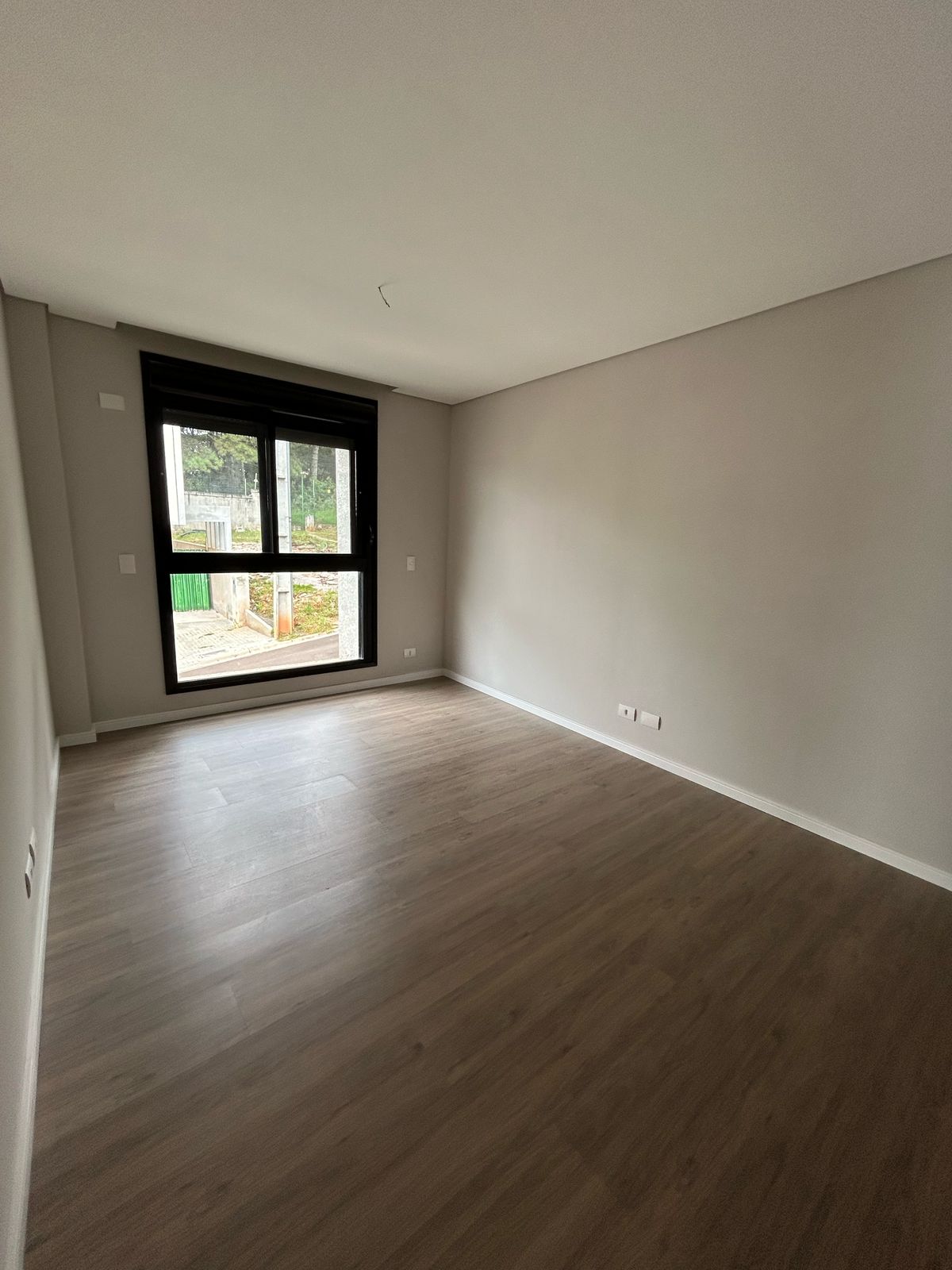 Imagem Casa de Condomínio com 3 Quartos à Venda, 214 m² em Santa Cândida - Curitiba