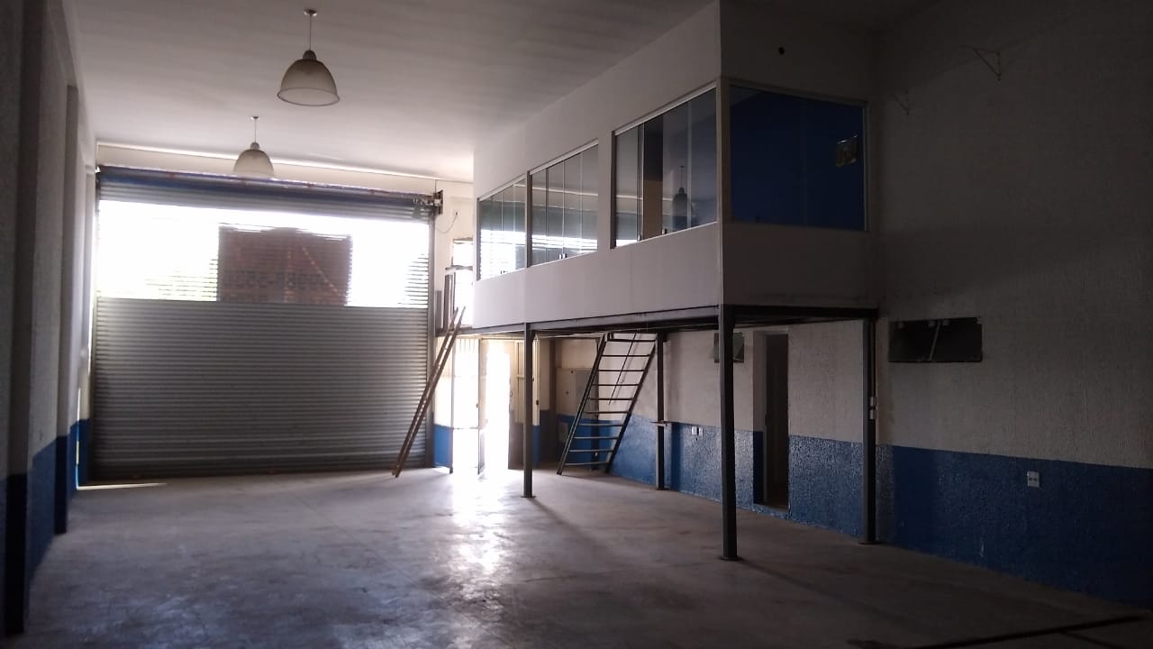 Imagem Galpão para Alugar, 295 m²em Vila Sílvia - São Paulo