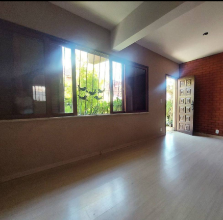 Imagem Casa de Condomínio com 3 Quartos à Venda, 70 m² em Alto - Teresópolis