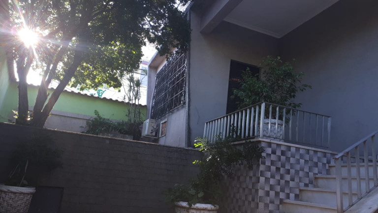 Imagem Casa com 3 Quartos à Venda, 110 m² em Irajá - Rio De Janeiro Imagem Casa com 3 Quartos à Venda, 110 m² em Irajá - Rio De Janeiro